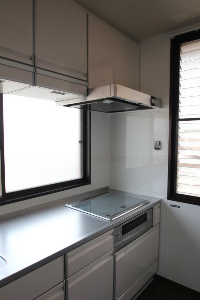 キッチン　タカラ　ホロー