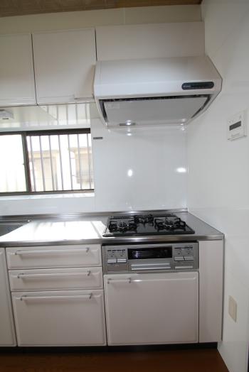 キッチン　ホーロー