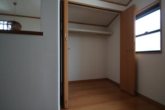 内装　リフォーム　クローゼット