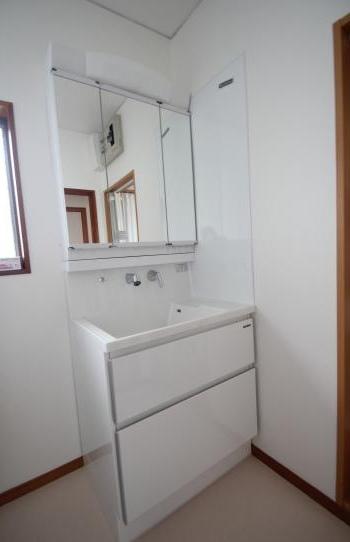 リフォームのオガワ　洗面化粧台リフォーム　トイレリフォーム　浴室リフォーム　春日部市