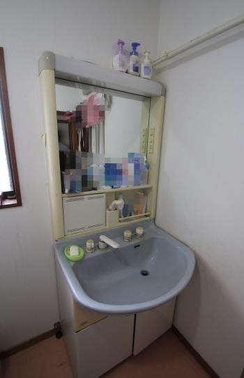 洗面化粧台リフォーム　春日部市　リフォームのオガワ　タカラスタンダードファミーユ