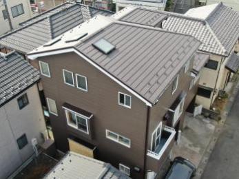 外壁塗装と屋根カバー工法で住まいを長持ちさせるメンテナンス